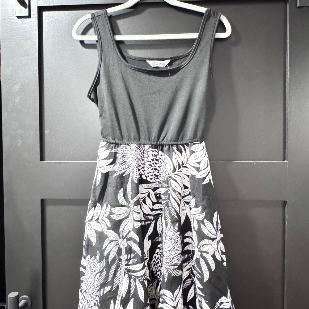 CUPSHE Black and White Floral Dress